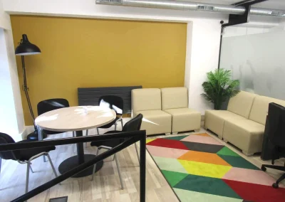 Sala-Centro-de-Negocios-scaled