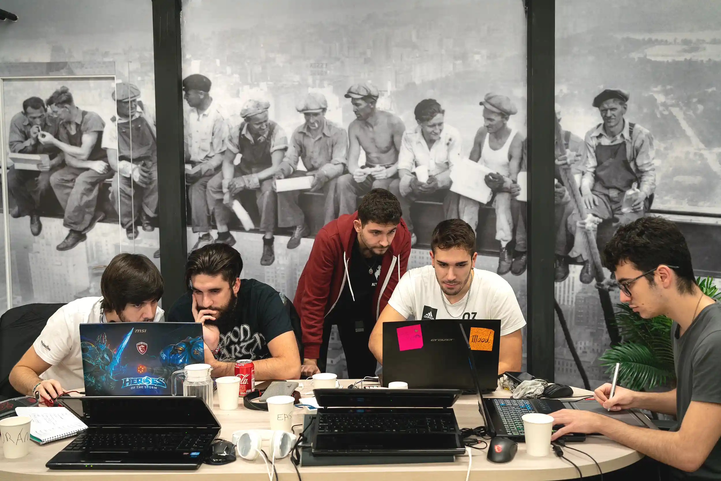 Sala de reunión jóvenes emprendedores en Madrid Chamartín