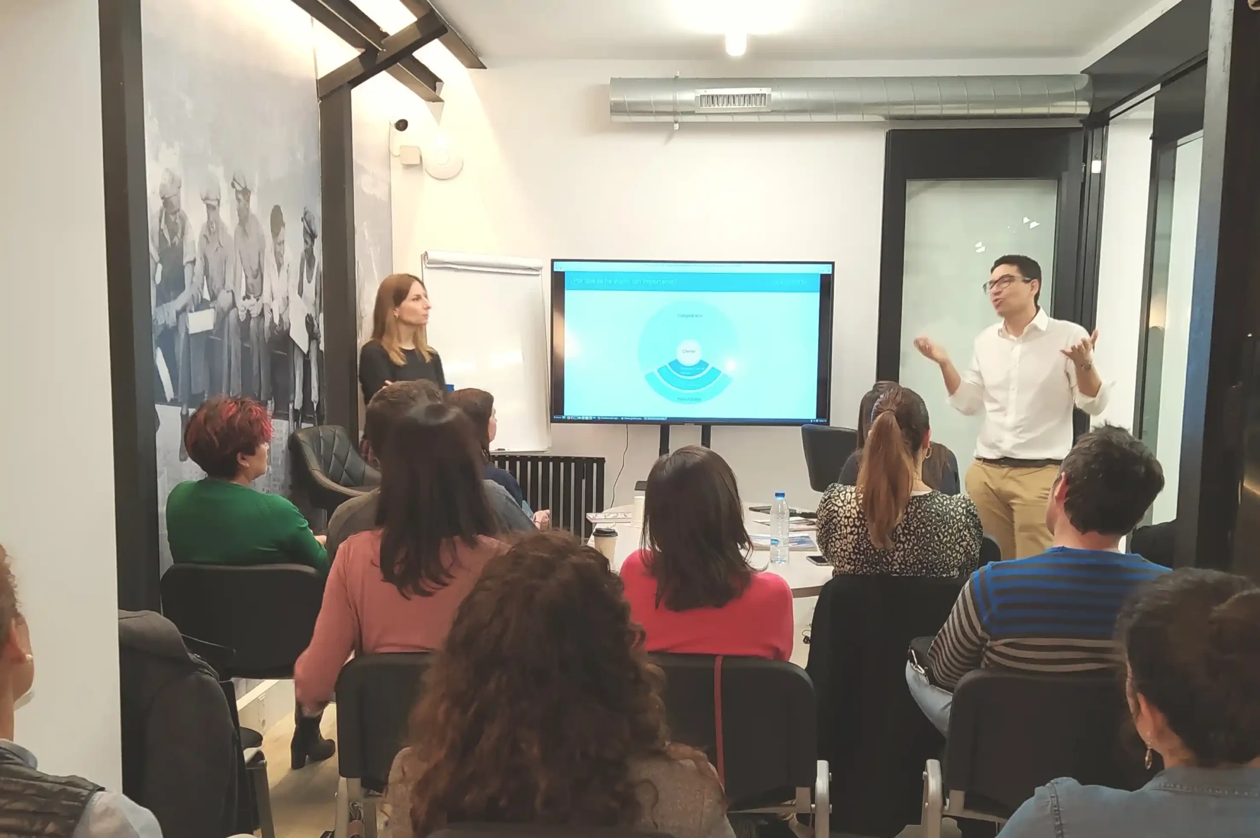 Sala de reunión para pequeñas empresas en Madrid Chamartín